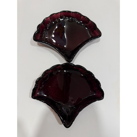 Vintage Heavy Hand Blown Art Glass Bowl – Amethyst Cranberry – Murano Style
